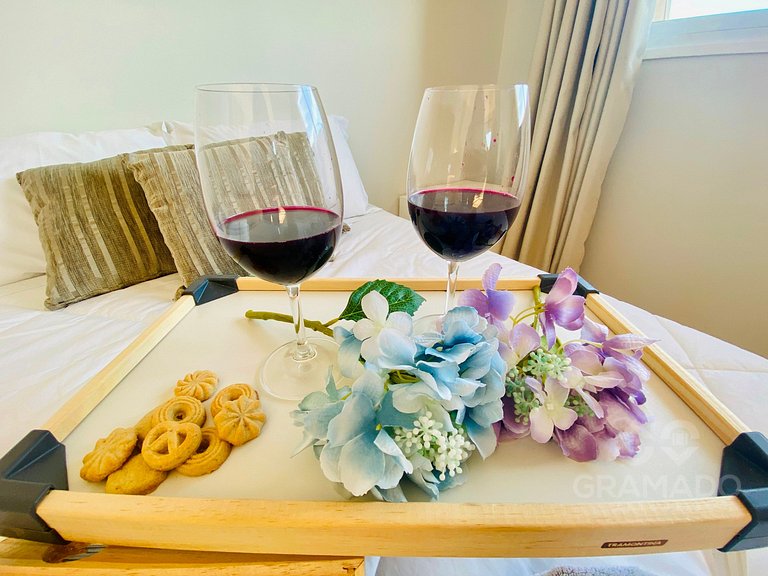 Centro Gramado + Vaga | A Pé da Rua Coberta 10 pessoas