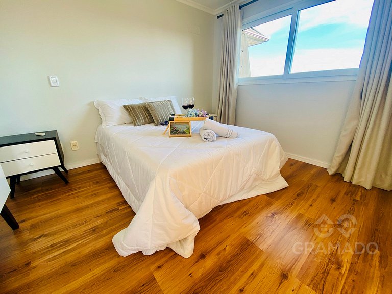 Centro Gramado + Vaga | A Pé da Rua Coberta 10 pessoas