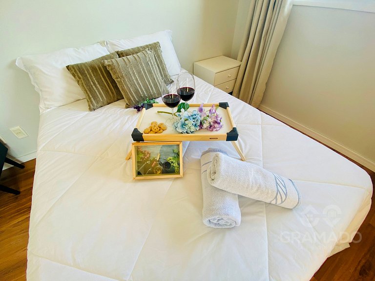 Centro Gramado + Vaga | A Pé da Rua Coberta 10 pessoas