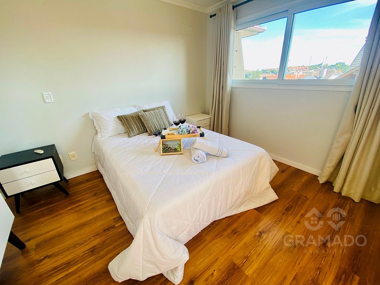 Centro Gramado + Vaga | A Pé da Rua Coberta 10 pessoas