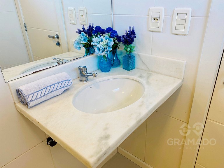 Centro Gramado + Vaga | A Pé da Rua Coberta 10 pessoas