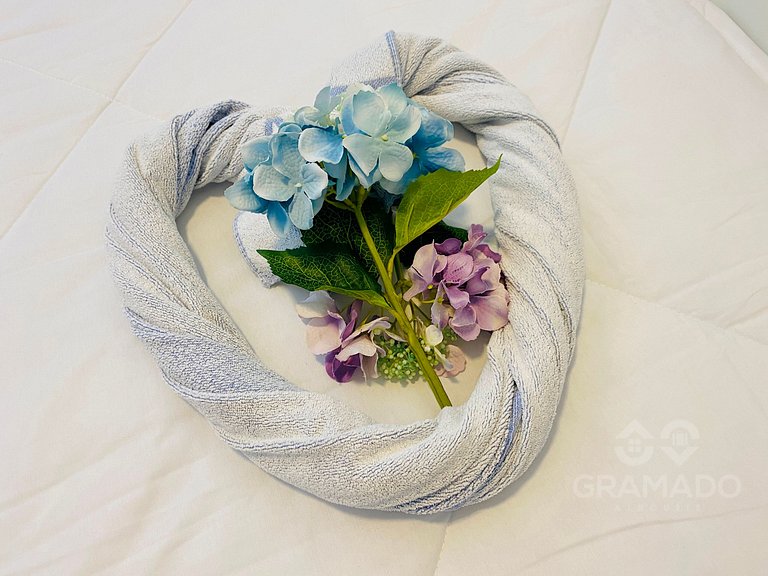 Centro Gramado + Vaga | A Pé da Rua Coberta 10 pessoas