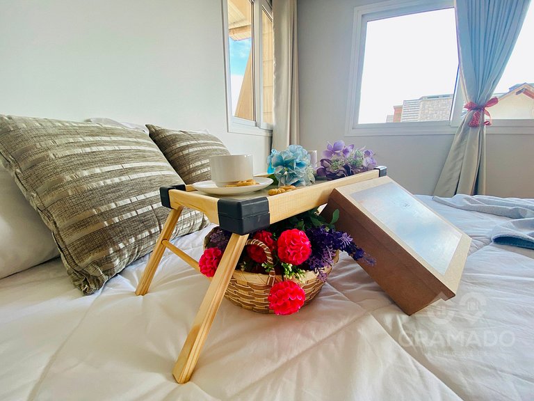 Centro Gramado + Vaga | A Pé da Rua Coberta 10 pessoas