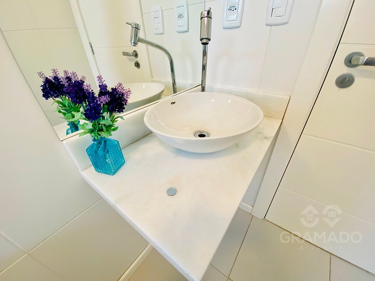 Centro Gramado + Vaga | A Pé da Rua Coberta 10 pessoas