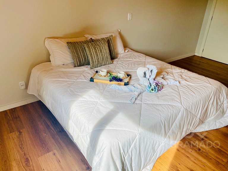 Centro Gramado + Vaga | A Pé da Rua Coberta 10 pessoas