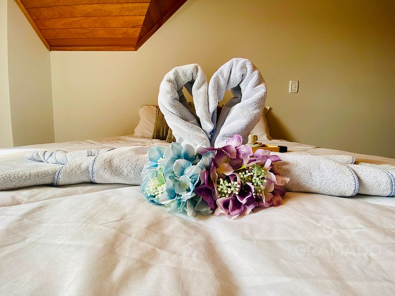 Centro Gramado + Vaga | A Pé da Rua Coberta 10 pessoas