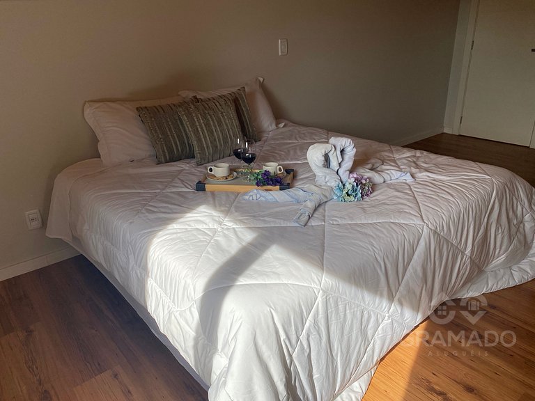 Centro Gramado + Vaga | A Pé da Rua Coberta 10 pessoas