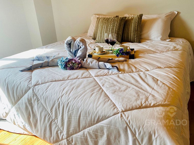 Centro Gramado + Vaga | A Pé da Rua Coberta 10 pessoas