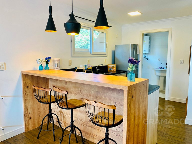 Centro Gramado + Vaga | A Pé da Rua Coberta 10 pessoas