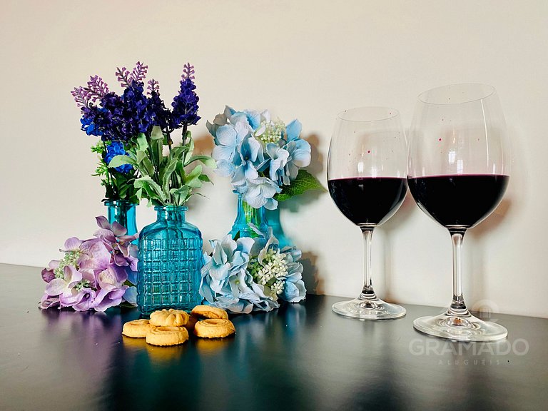 Centro Gramado + Vaga | A Pé da Rua Coberta 10 pessoas