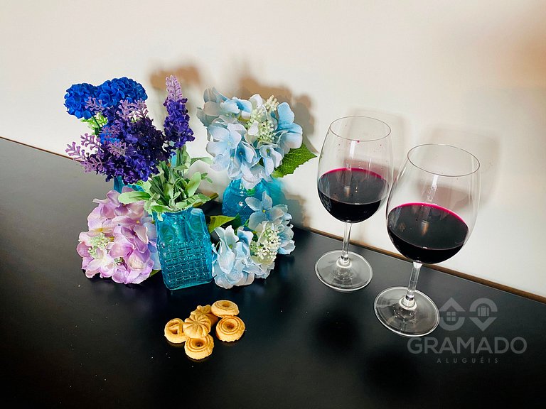 Centro Gramado + Vaga | A Pé da Rua Coberta 10 pessoas