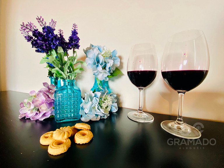 Centro Gramado + Vaga | A Pé da Rua Coberta 10 pessoas