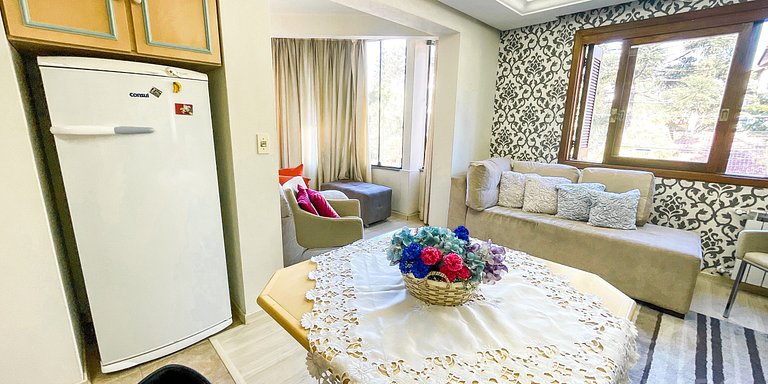 A Pé da Rua Coberta | Flat Romântico Gramado