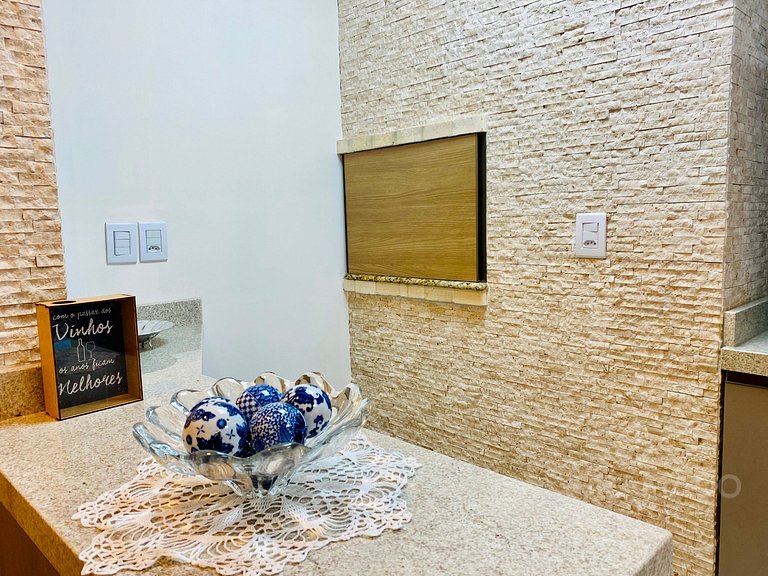 Apartamento Premium p/ 6 – Ao Lado da Rua Torta