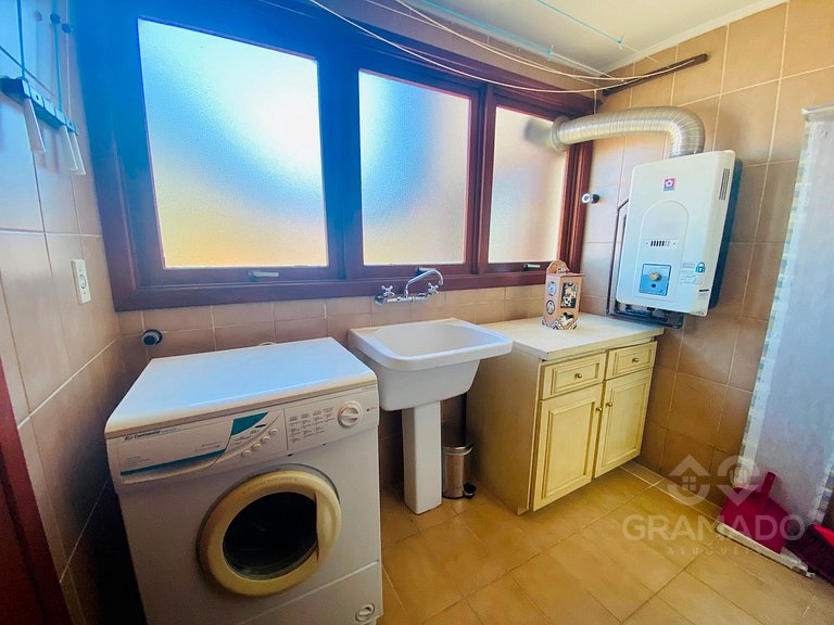 Apartamento Premium p/ 6 – Ao Lado da Rua Torta