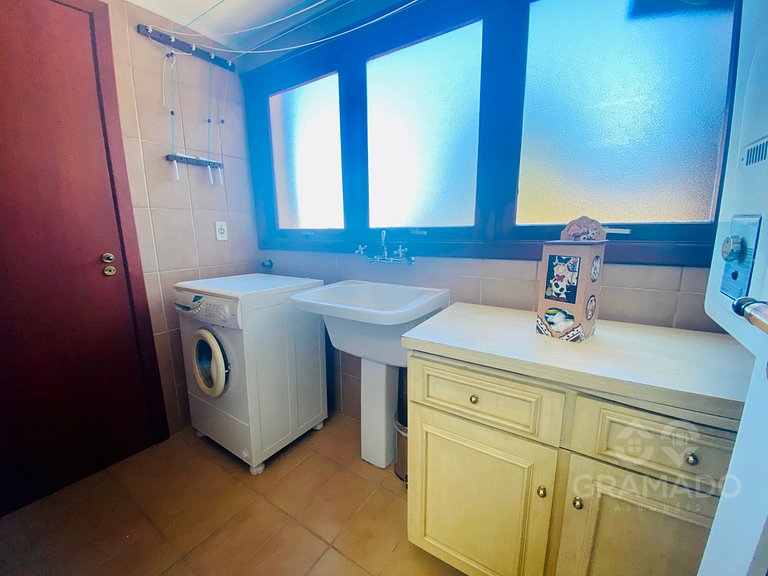 Apartamento Premium p/ 6 – Ao Lado da Rua Torta
