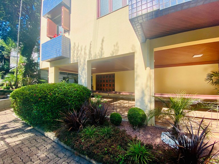 Apartamento Premium p/ 6 – Ao Lado da Rua Torta