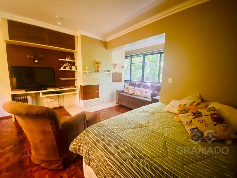 Gramado | Hidro + Suíte em Bairro Nobre