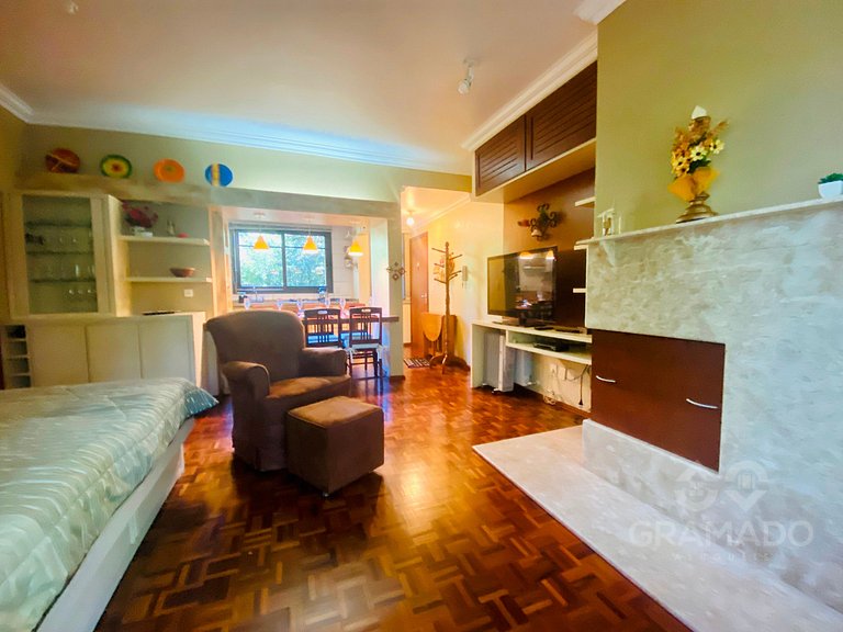 Gramado | Hidro + Suíte em Bairro Nobre