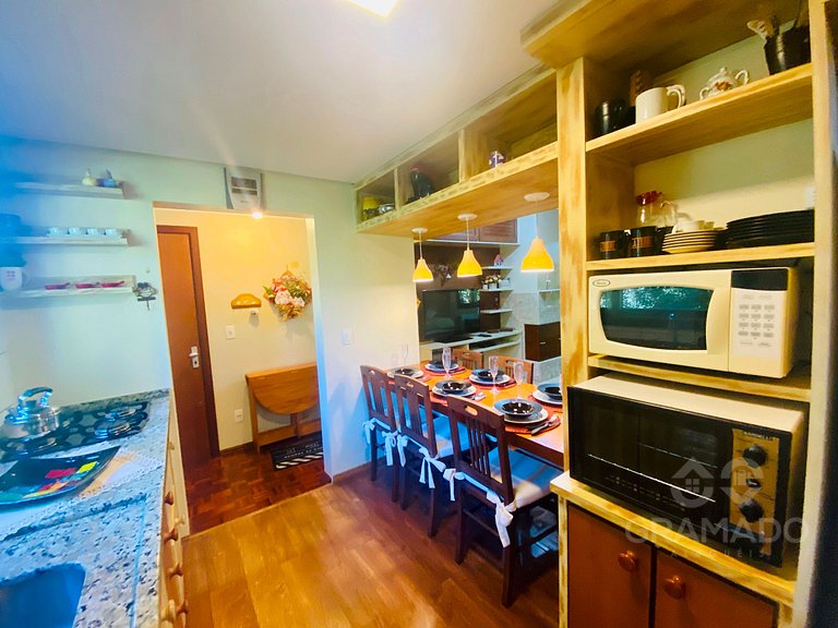 Gramado | Hidro + Suíte em Bairro Nobre