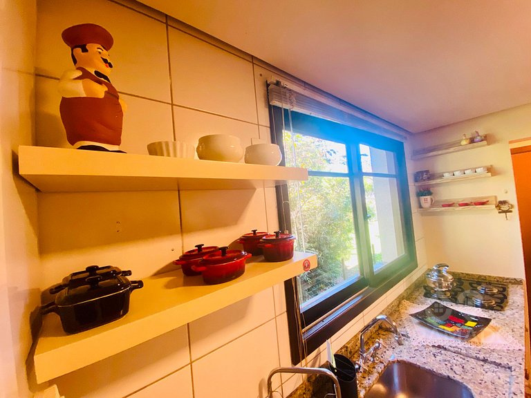 Gramado | Hidro + Suíte em Bairro Nobre