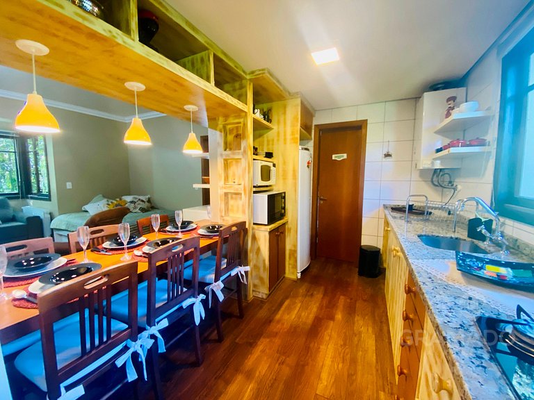 Gramado | Hidro + Suíte em Bairro Nobre