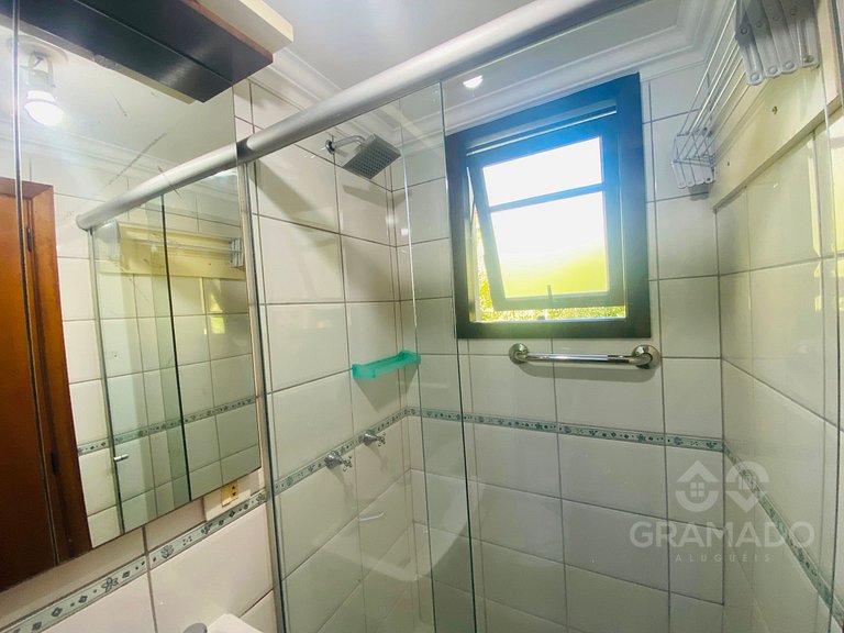 Gramado | Hidro + Suíte em Bairro Nobre