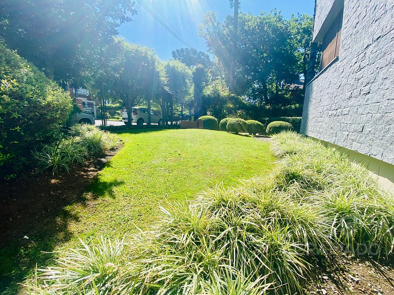 Gramado | Hidro + Suíte em Bairro Nobre