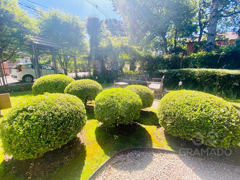 Gramado | Hidro + Suíte em Bairro Nobre