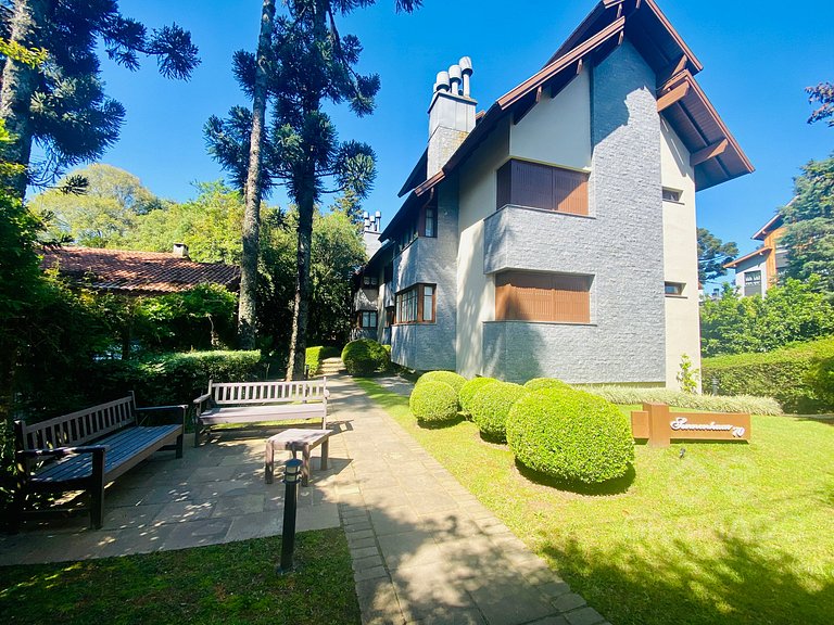 Gramado | Hidro + Suíte em Bairro Nobre