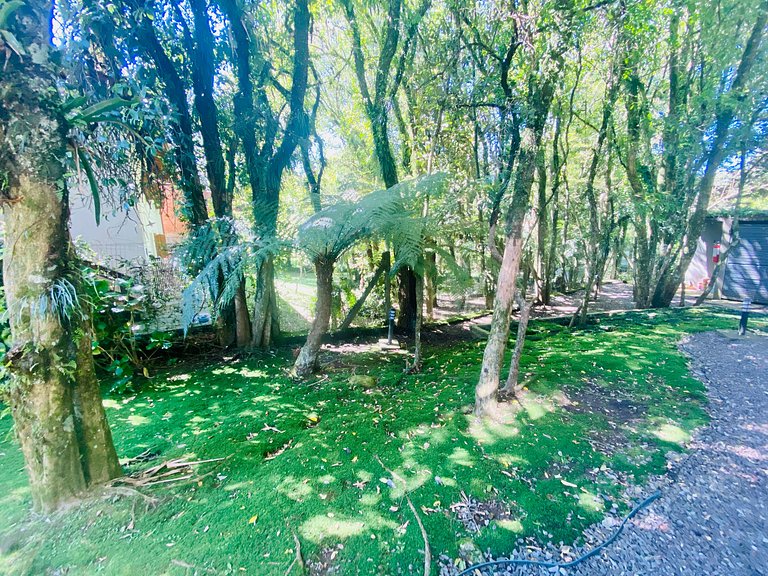 Gramado | Hidro + Suíte em Bairro Nobre