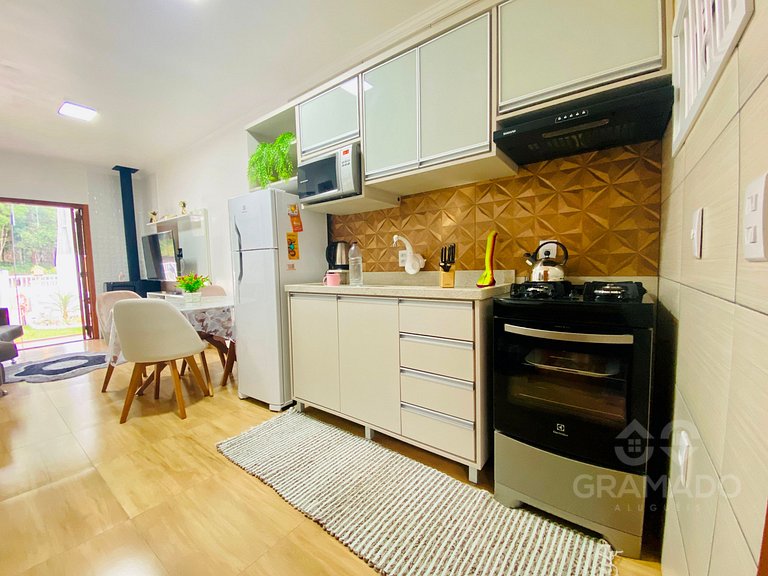 Casa em Canela + Lareira | Espaço e Conforto+Espaço Gourmet