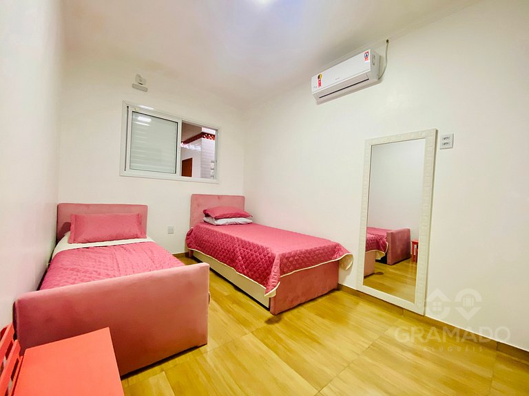 Casa em Canela + Lareira | Espaço e Conforto+Espaço Gourmet