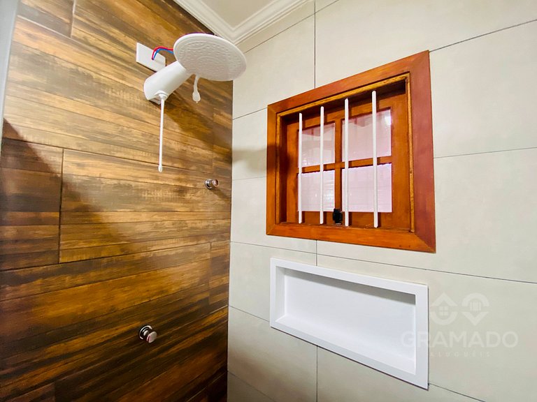 Casa em Canela + Lareira | Espaço e Conforto+Espaço Gourmet