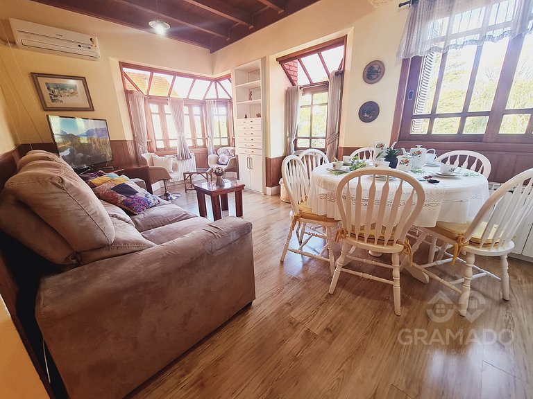 Ap amplo p/ 12 pessoas + Wi-Fi & ar perto da Rua Torta