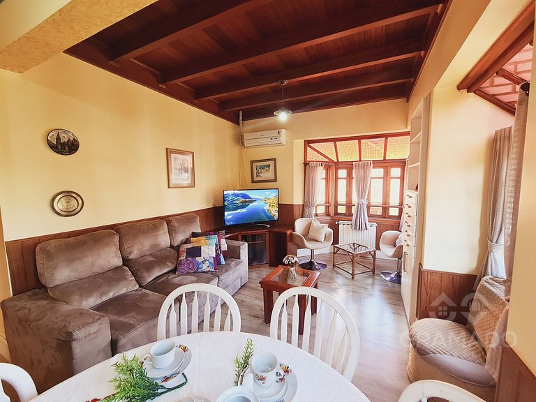 Fique a passos da Rua Torta | p/ até12 pessoas