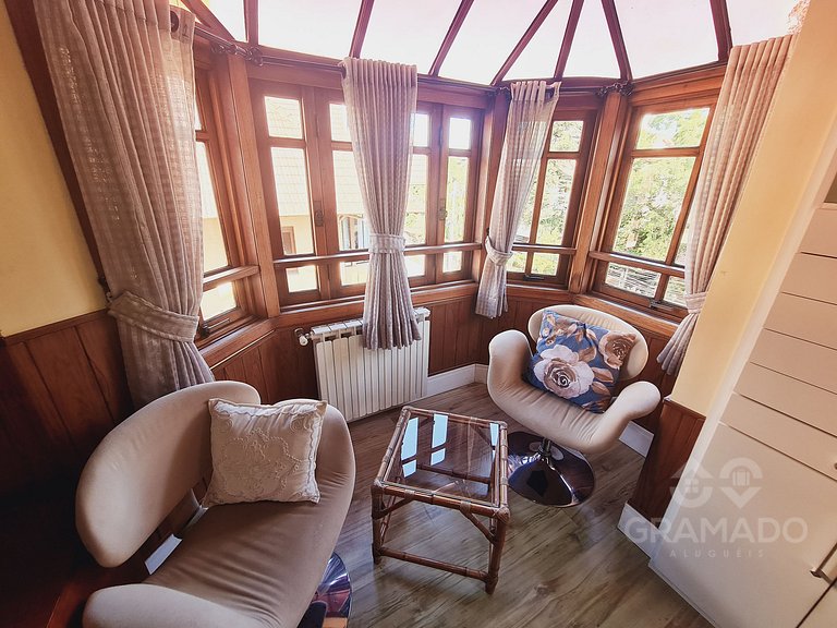 Fique a passos da Rua Torta | p/ até12 pessoas