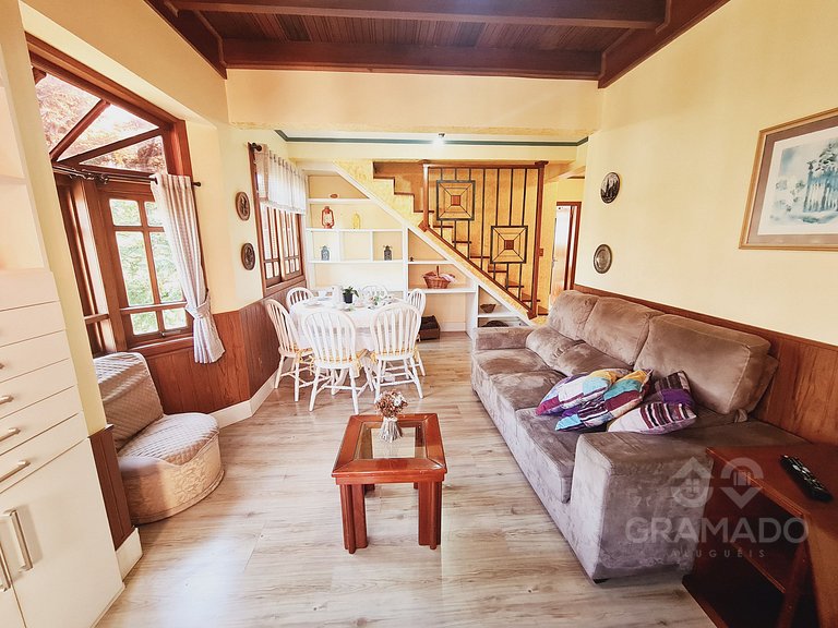 Fique a passos da Rua Torta | p/ até12 pessoas