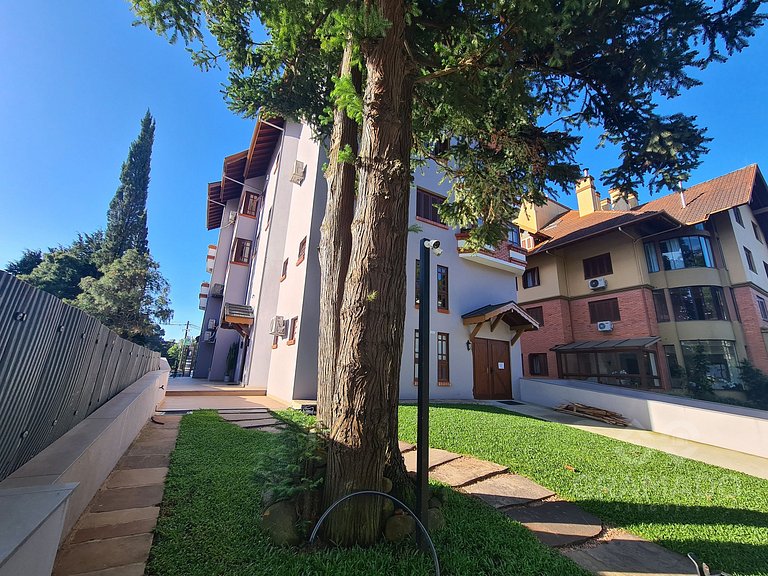 Ap amplo p/ 12 pessoas + Wi-Fi & ar perto da Rua Torta