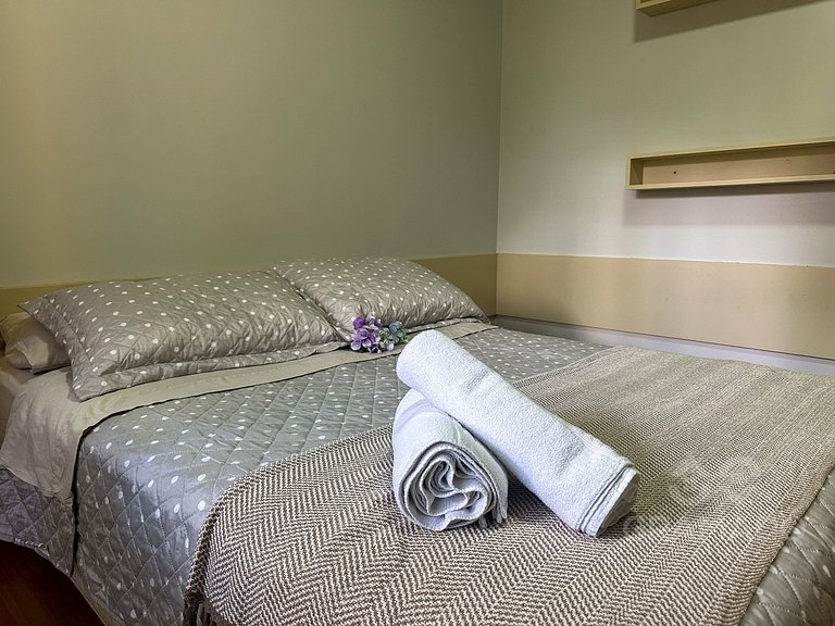 Conforto, 2Q + Lareira e Churrasqueira+Wiffi+Vaga