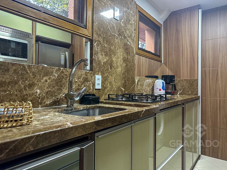 Conforto, 2Q + Lareira e Churrasqueira+Wiffi+Vaga