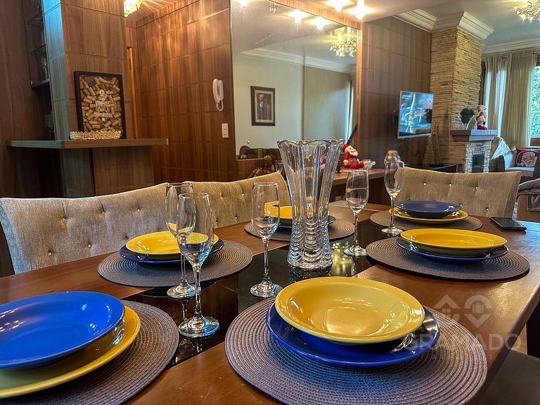 Conforto, 2Q + Lareira e Churrasqueira+Wiffi+Vaga