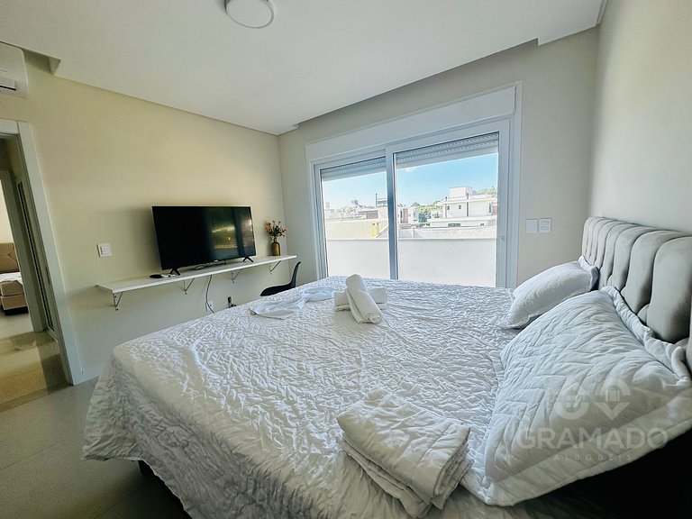 Casa Exclusiva con Piscina Privada y Área Gourmet – Florianó