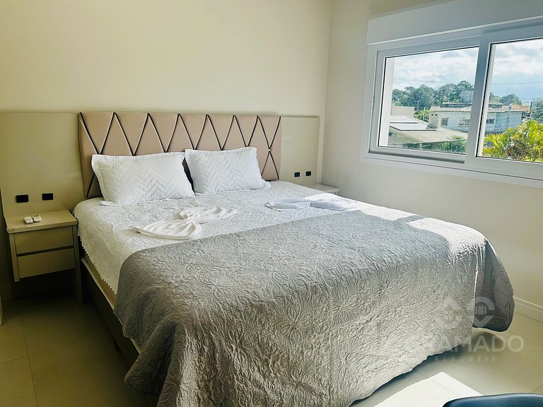 Casa Exclusiva con Piscina Privada y Área Gourmet – Florianó