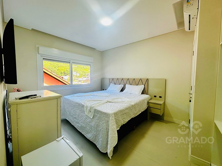 Casa Exclusiva con Piscina Privada y Área Gourmet – Florianó