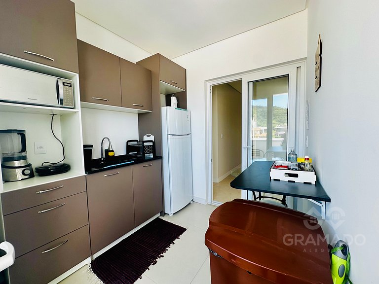 Casa Exclusiva con Piscina Privada y Área Gourmet – Florianó