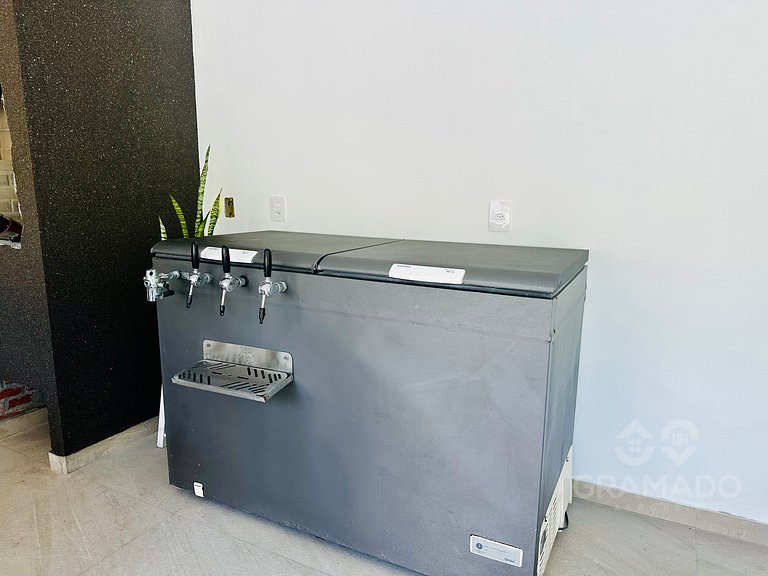 Casa com Piscina Privativa & Área Gourmet