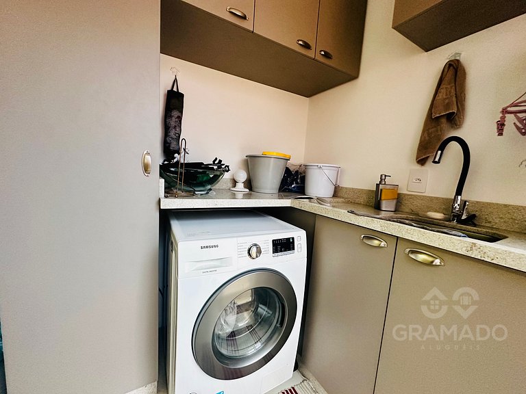 Casa com Piscina Privativa & Área Gourmet