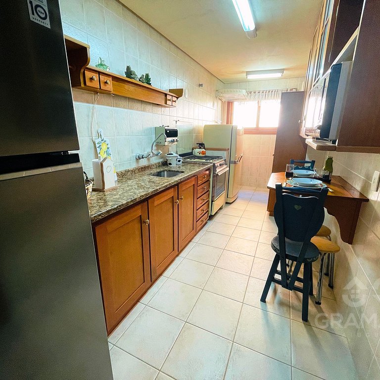 Refúgio Moderno + Localização Perfeita/Wi Fi + Churrasqueira