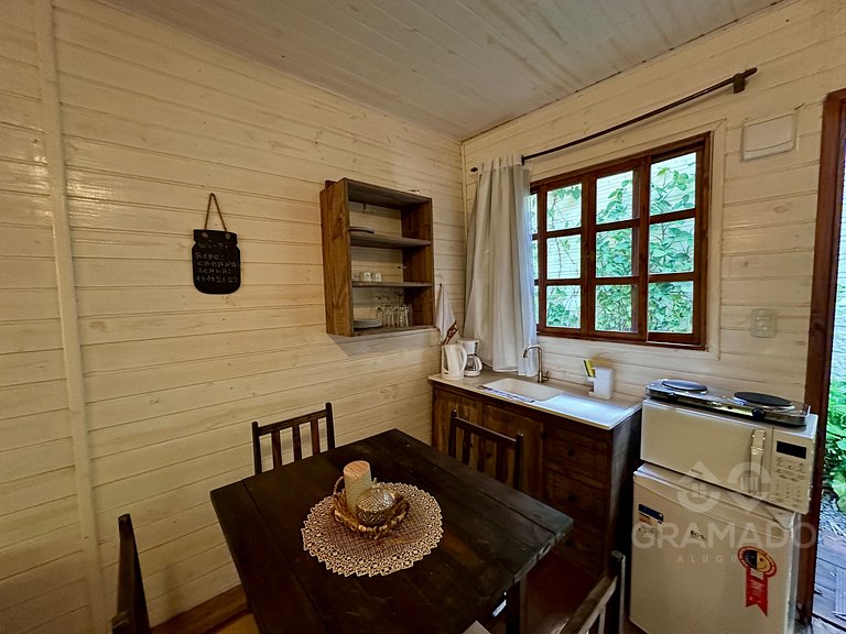 Cabana com Cachoeira e Piscina Natural - Gramado